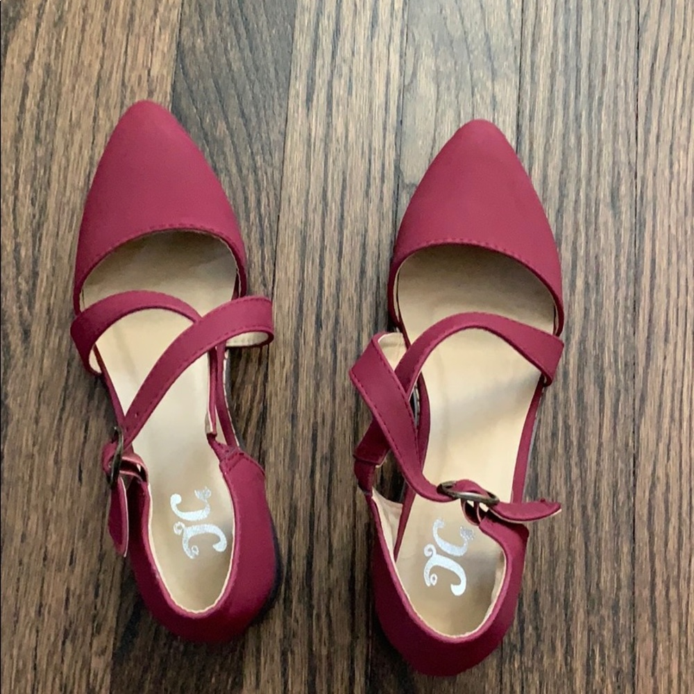 New without tags berry colored ankle strap flats